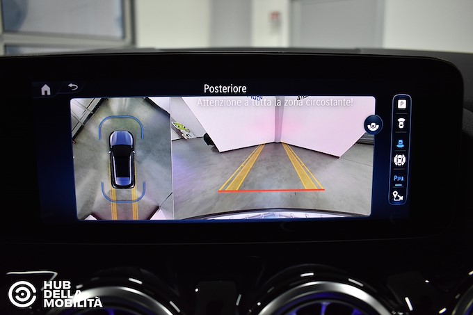 MERCEDES-BENZ GLA 200 d Automatic 4Matic AMG Line Premium Plus